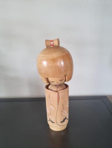 Prachtige kokeshi van Tanaka Kojo (Shigemi) beschikbaar voor biedingen