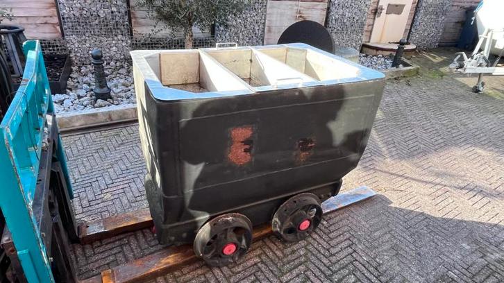 Originele mijnwagentjes, gerestaureerd, Tuin en Terras, Tuinwanddecoratie, Gebruikt, Ophalen