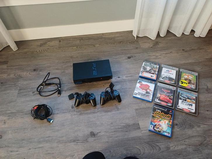 PlayStation 2 (PS2) – Compleet + 7 games, Spelcomputers en Games, Spelcomputers | Sony PlayStation 2, Zo goed als nieuw, Met 2 controllers
