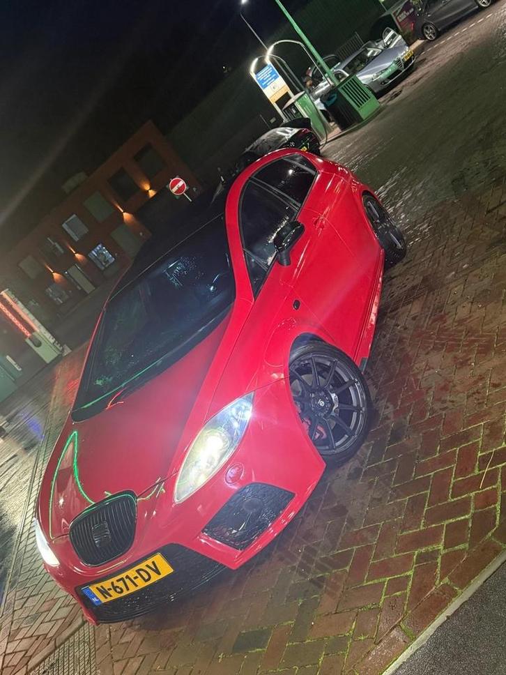 Seat Leon 2.0 Tfsi 16V 147KW 2007 Rood, Auto's, Seat, Particulier, Leon, ABS, Achteruitrijcamera, Adaptive Cruise Control, Airbags