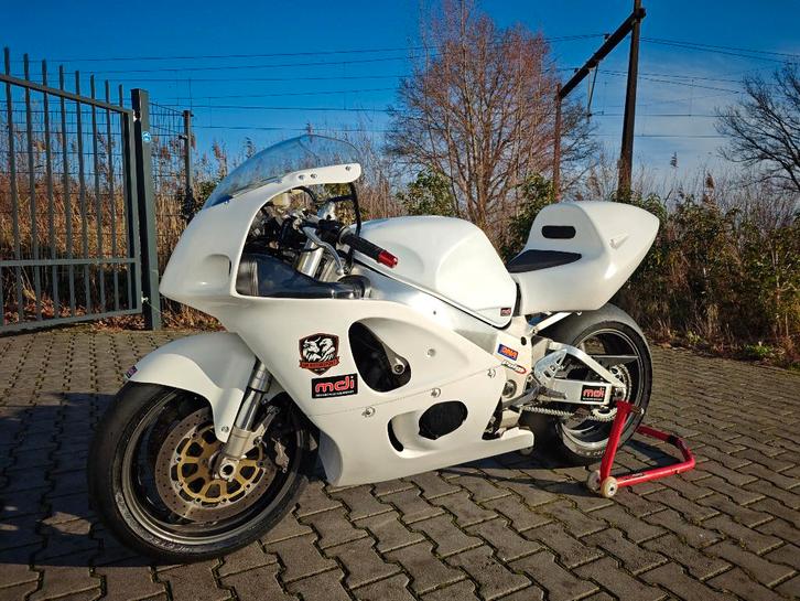 Zeer nette rijklare GSXR-750 SRAD Circuitmotor, Motoren, Motoren | Suzuki, Particulier, Super Sport, meer dan 35 kW, 4 cilinders