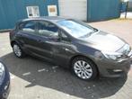 Opel Astra 1.4 Cosmo 5 deurs Nette auto ! boekje onderhoud ., Voorwielaandrijving, 101 pk, Gebruikt, 4 cilinders