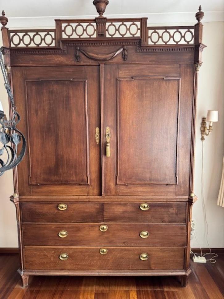 antieke kast, Antiek en Kunst, Antiek | Meubels | Kasten, Ophalen
