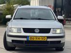 Volkswagen Passat Variant 2.8 V6 Highline 4Motion | Climate, Euro 2, Zwart, Handgeschakeld, Vierwielaandrijving