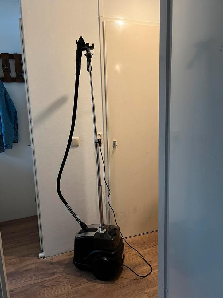 Kledingstomer, Witgoed en Apparatuur, Strijkijzers en Strijkplanken, Zo goed als nieuw, Ophalen