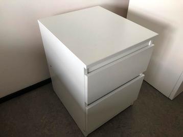 IKEA Malm Nachtkastje - Wit Night table - afbeelding 1