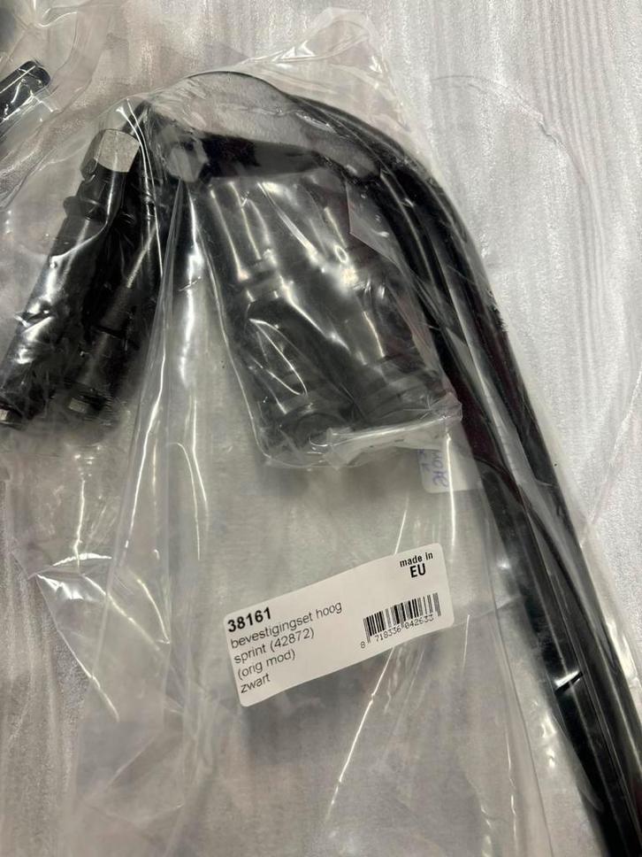 Vespa Windscherm beugels / bevestiging set zwart hoog NIEUW, Motoren, Tuning en Styling, Ophalen of Verzenden