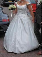 Trouwjurk maat 40, Ophalen, Zo goed als nieuw, Wit, Trouwjurk