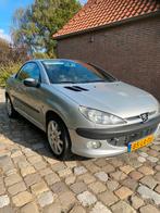 Peugeot 206cc 1.6 grijs, Auto's, Peugeot, Voorwielaandrijving, 600 kg, Zwart, 4 cilinders