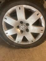 Te koop winterbanden met velg voor Vw Passat golf polo, Band(en), Gebruikt, Ophalen