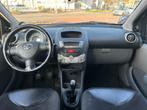 Toyota Aygo 1.0-12V Airco|Elektrische pak|Nieuwe Koppeling, Auto's, Voorwielaandrijving, Gebruikt, Bruin, 4 stoelen