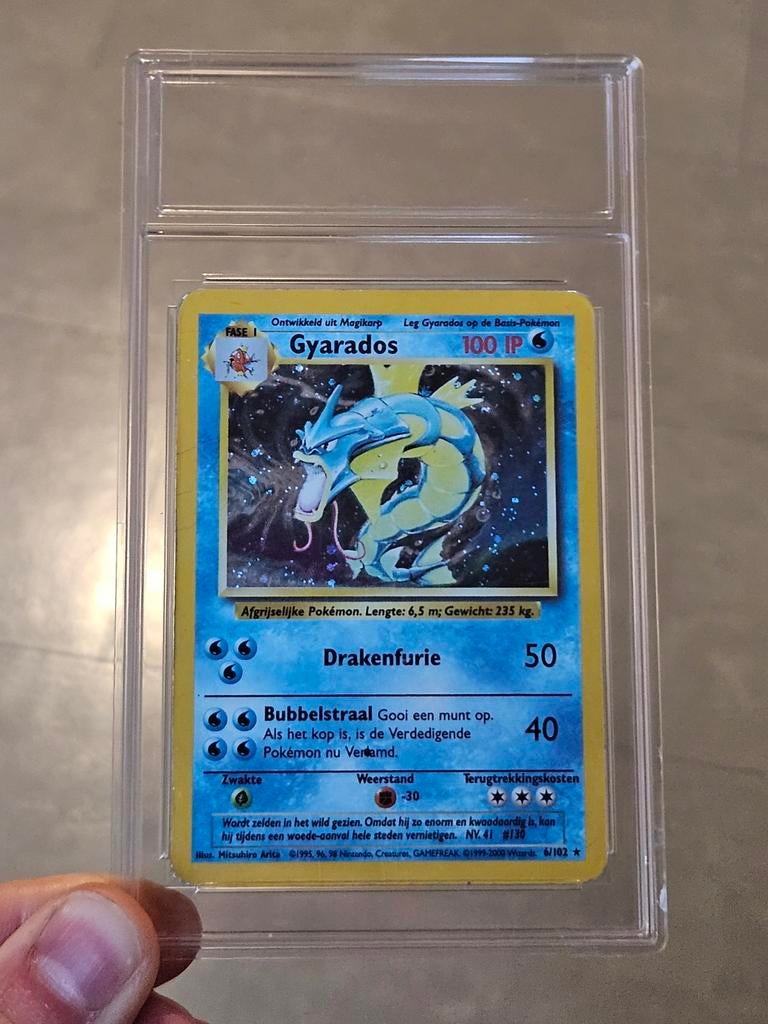 Orginele Gyarados uit base set 1999, Hobby en Vrije tijd, Verzamelkaartspellen | Pokémon, Ophalen, Gebruikt, Losse kaart, Foil
