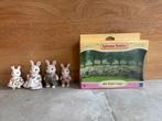 Sylvanian Families 4108 Milk Rabbit Family compleet, Ophalen of Verzenden, Zo goed als nieuw, Overige typen