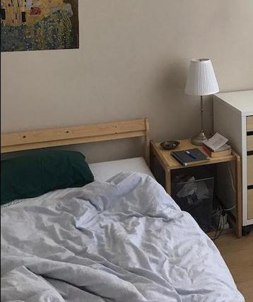 Ikea wooden bedframe - afbeelding 2