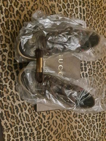 Schoenen gucci 37 origineel beschikbaar voor biedingen