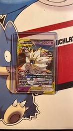Solgaleo&lunala GX 75, Hobby en Vrije tijd, Verzamelkaartspellen | Pokémon, Ophalen of Verzenden, Zo goed als nieuw