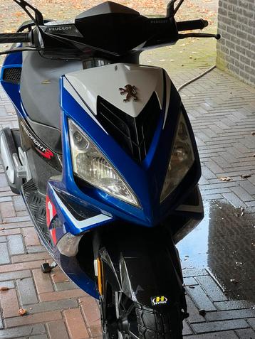 Nette peugeot speedfight 3 beschikbaar voor biedingen