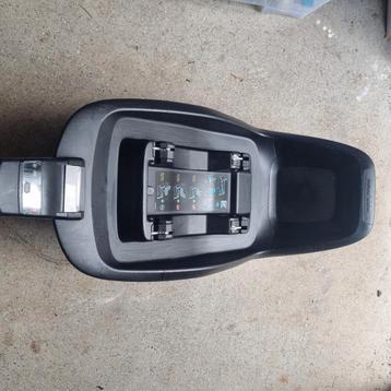 Isofix Base Autostoel - Gebruikt beschikbaar voor biedingen