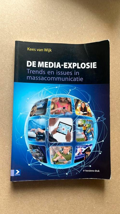 Kees van Wijk - De media-explosie, Boeken, Wetenschap, Zo goed als nieuw, Sociale wetenschap, Ophalen of Verzenden