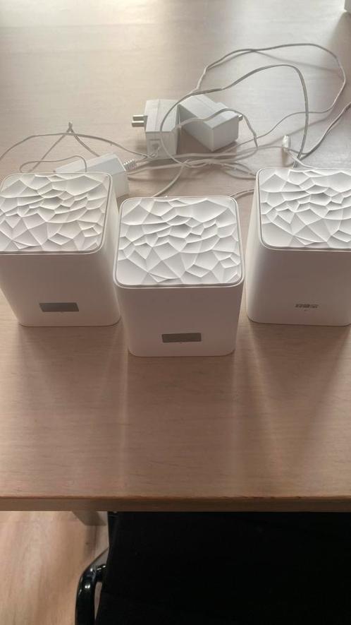 Mesh wifi versterker Wifi cubes Tenda, 3 cubes, Computers en Software, WiFi-versterkers, Zo goed als nieuw, Ophalen of Verzenden