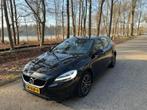 Volvo V40 D2 2.0 | Automaat | BJ2018 | Virtual Cockpit | NAP, Origineel Nederlands, Te koop, 5 stoelen, Emergency brake assist