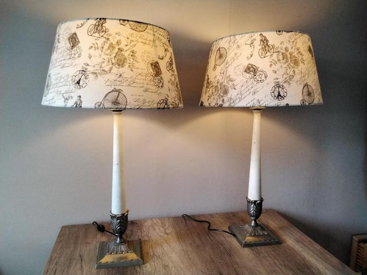 ZWARE LAMPEN MET ZEER STIJLVOLLE VOET, Huis en Inrichting, Lampen | Tafellampen, Zo goed als nieuw, Minder dan 50 cm, Ophalen of Verzenden