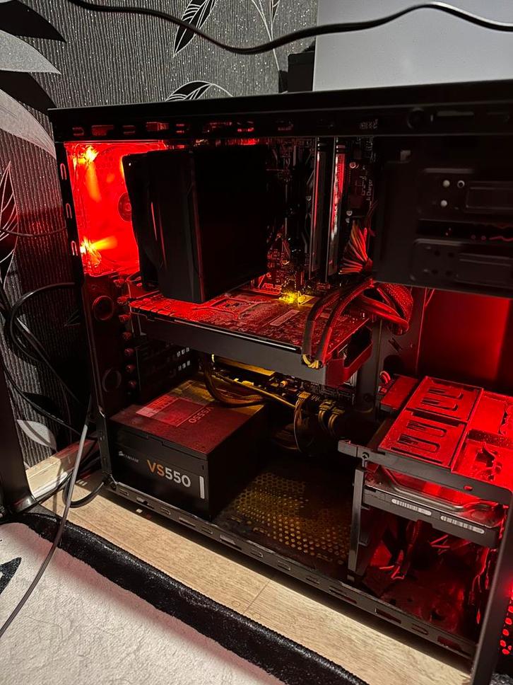 Sterke Game PC – GTX 1080 / i7-7700K, Computers en Software, Desktop Pc's, Zo goed als nieuw, 4 Ghz of meer, SSD, 16 GB, Gaming