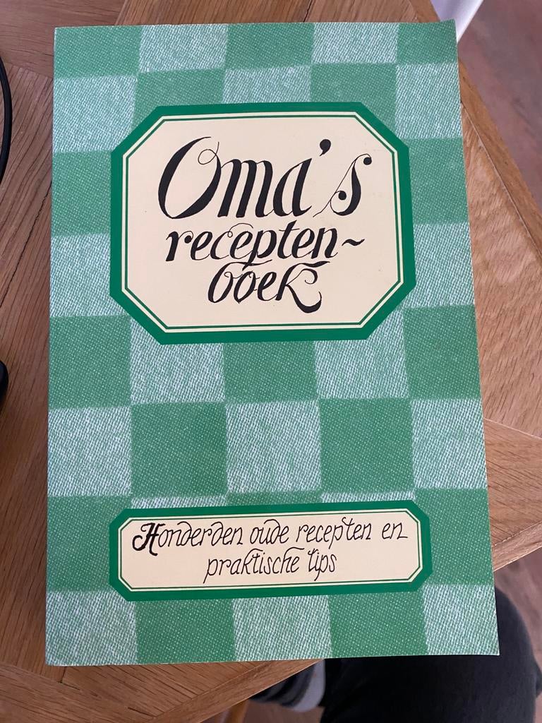 Oma's receptenboek, Boeken, Kookboeken, Ophalen of Verzenden, Zo goed als nieuw, Azië en Oosters