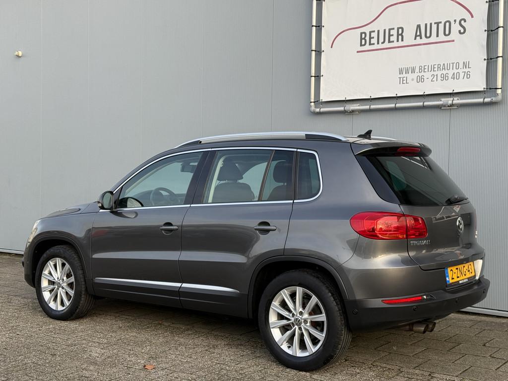 Volkswagen Tiguan 1.4 TSI Sport&Style Navigatie/Trekhaak/PDC, Euro 5, 4 cilinders, 160 pk, Alcantara