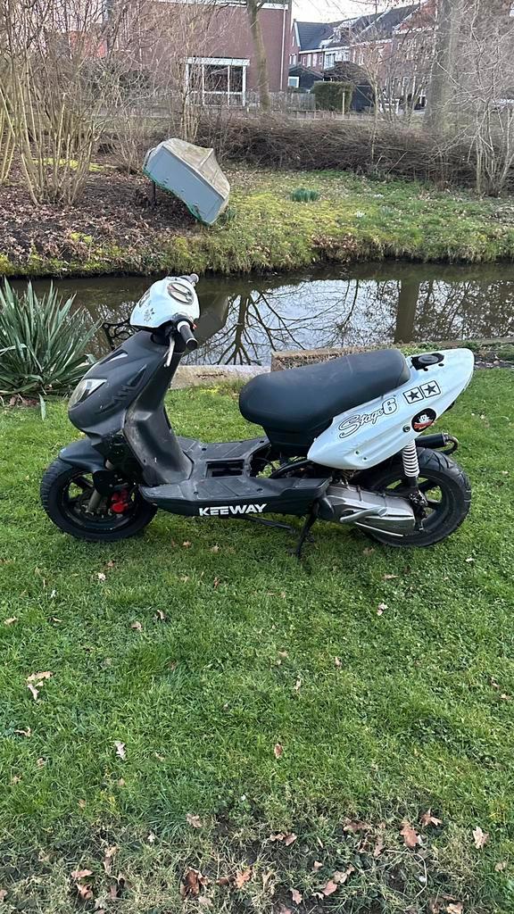 Keeway 70cc LOOPT NIET!, Fietsen en Brommers, Snorfietsen en Snorscooters, Gebruikt, Overige merken, Tweetakt, Ophalen