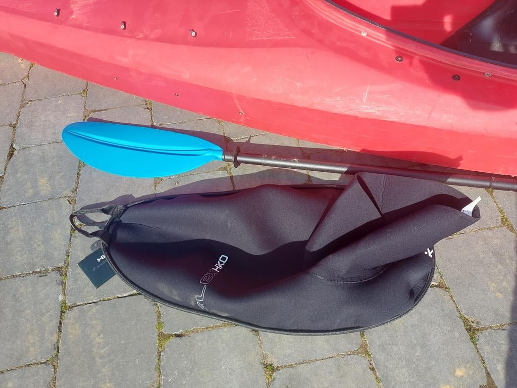 Rode 1-persoons kajak met peddel en spatzeil, Ophalen, Gebruikt, 1-persoons