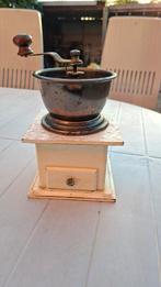 Witte koffiemolen, Antiek en Kunst, Antiek | Keukenbenodigdheden, Ophalen of Verzenden