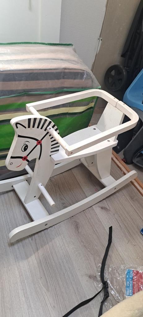 Schommelpaard, loopfiets, loopauto & poppen, Ophalen of Verzenden, Gebruikt