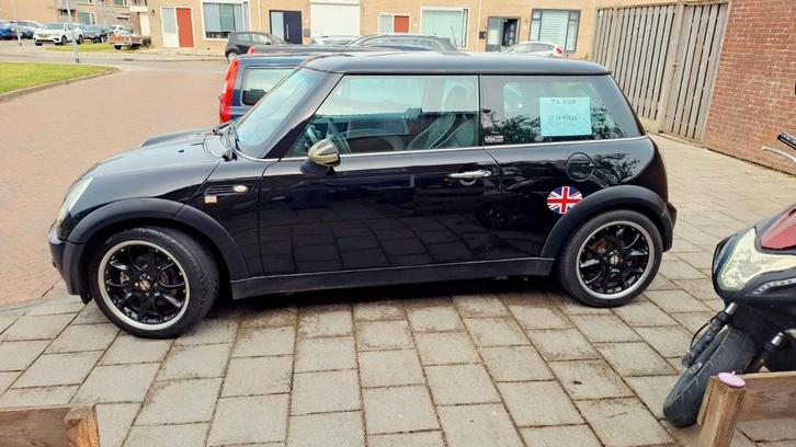 Mini 2002 Zwart, Auto's, Mini, Particulier, Overige modellen, Benzine, Hatchback, Handgeschakeld, Geïmporteerd, Zwart, Zwart, Voorwielaandrijving