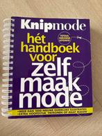 Knipmode Hét Handboek voor Zelfmaakmode - Totaal Herzien, Overige typen, Vrouw, Ophalen of Verzenden, Zo goed als nieuw
