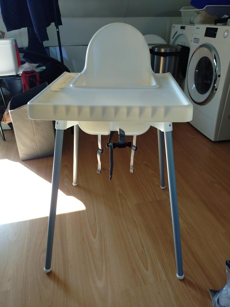 IKEA kinderstoel met eetblad en gordel, gebruikt maar goed, Ophalen, Gebruikt, Overige typen, Gordel(s)