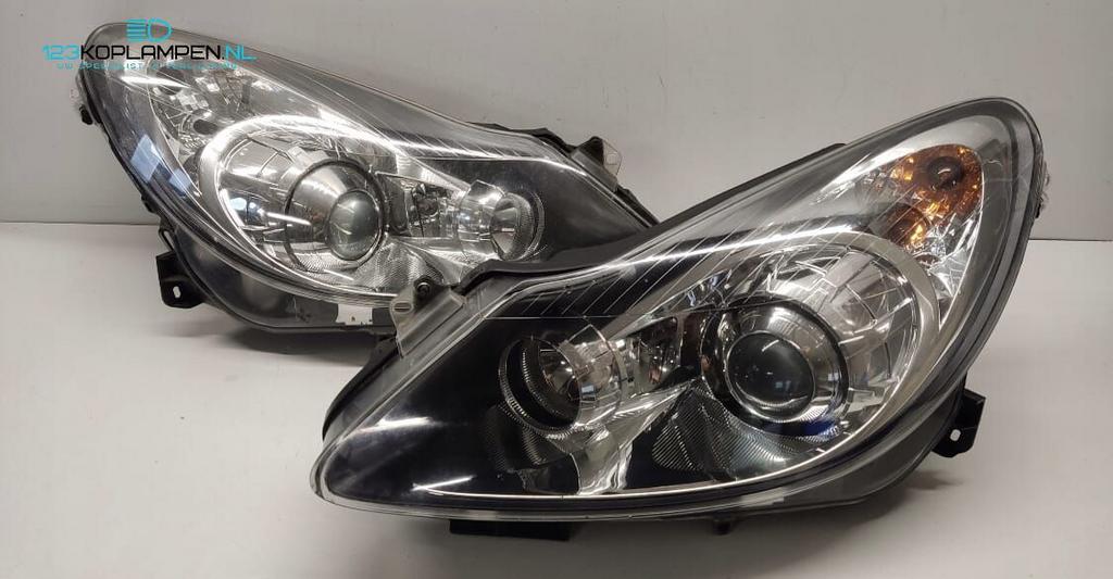 Opel Corsa D Xenon koplamp links rechts