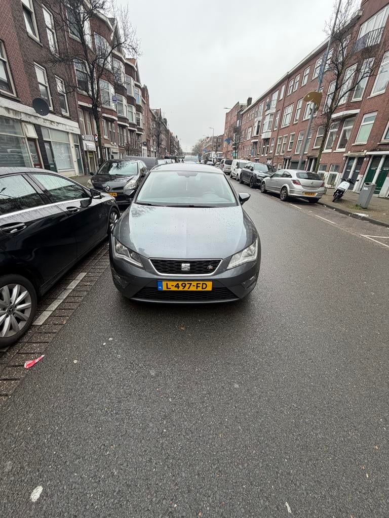 Seat Leon 1.8 TSI 132KW/180PK Dsg-7 2013 Grijs, Auto's, Seat, 1227 kg, 4 cilinders, Particulier, 57 €/maand