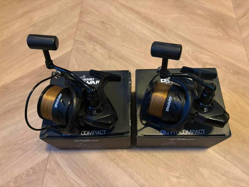 2x Dwarf big pit molens met reserve spoel, Watersport en Boten, Hengelsport | Karpervissen, Ophalen, Zo goed als nieuw, Molen