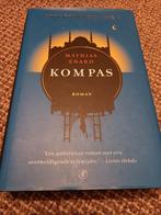 P14 Kompas - Mathias Énard - Roman, Ophalen of Verzenden, Zo goed als nieuw, Mathias Énard, Nederland