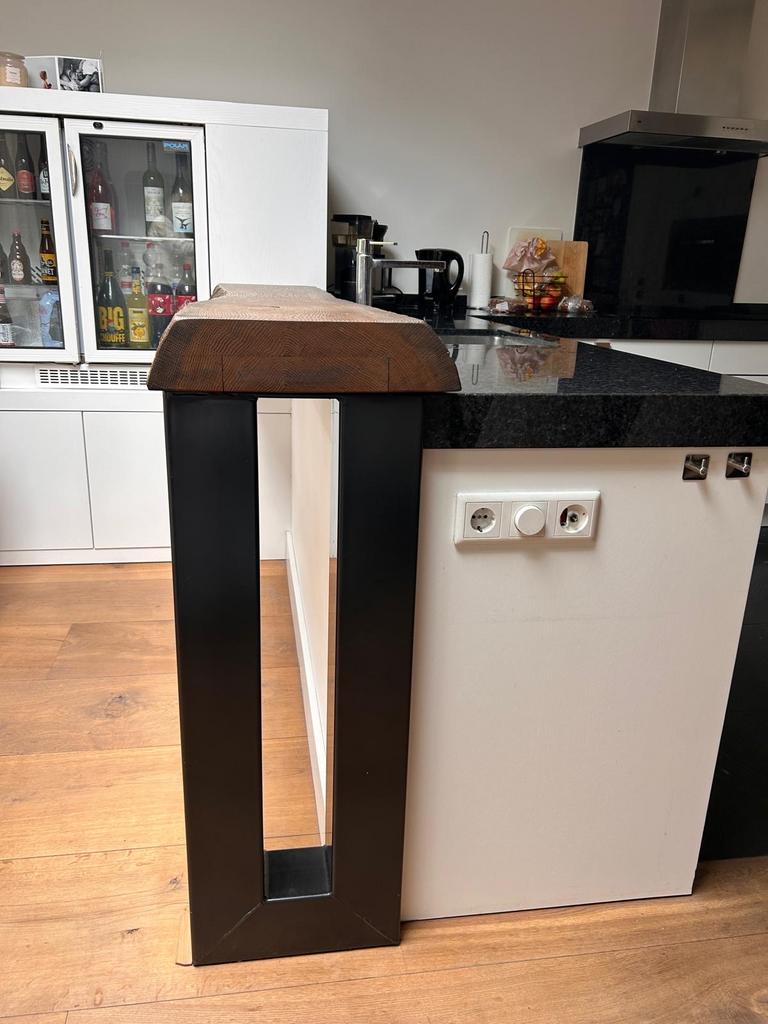 Boomstam bar met 1 metalen poot, Huis en Inrichting, Barren, Ophalen, Gebruikt