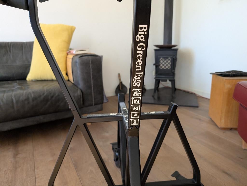 Big Green Egg Medium IntEGGrated Nest Handler, Tuin en Terras, Barbecue-accessoires, Zo goed als nieuw, Ophalen