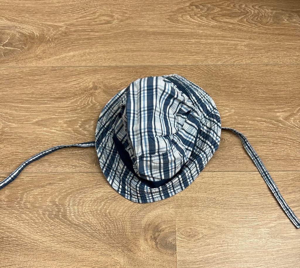 H&M zomerhoedje zonnehoedje blauw/wit geruit maat 80, Hoed, Ophalen of Verzenden, Zo goed als nieuw, Maat 80