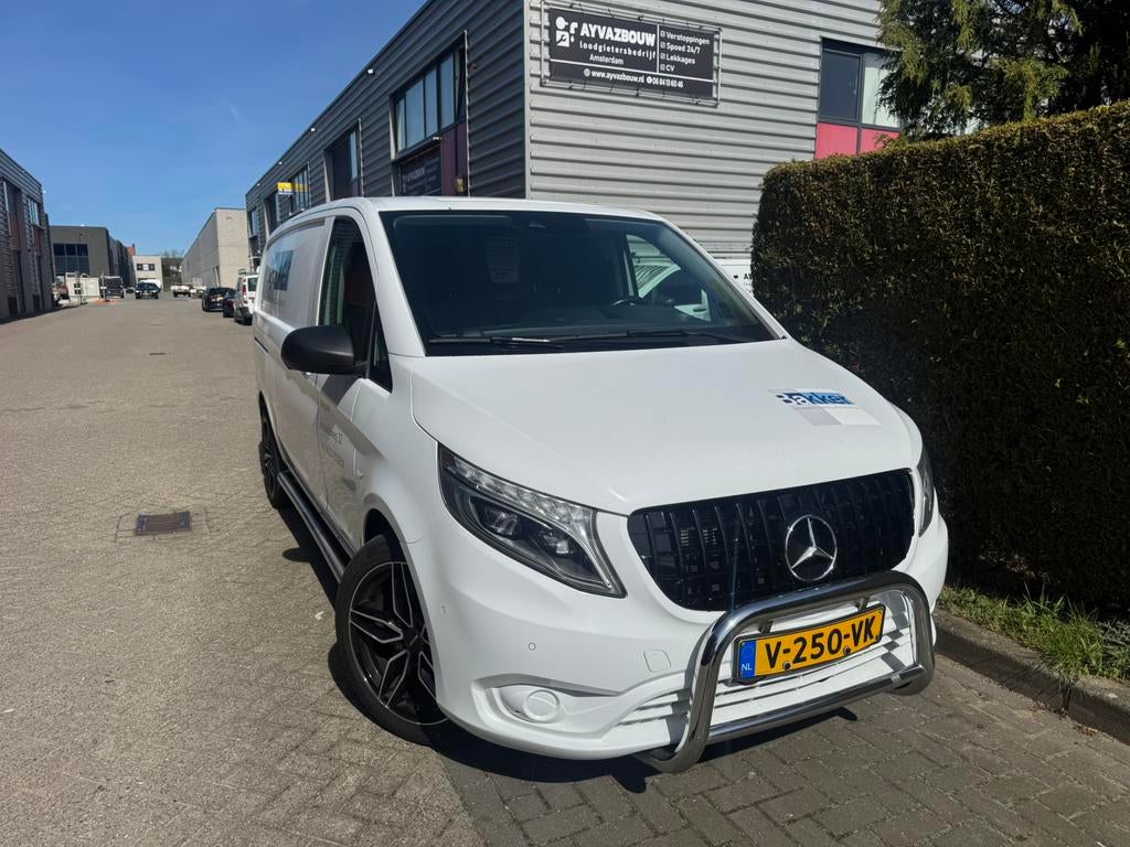 Mercedes-Benz Vito  116  2018, Automaat, 1998 kg, 4 cilinders, 2500 kg