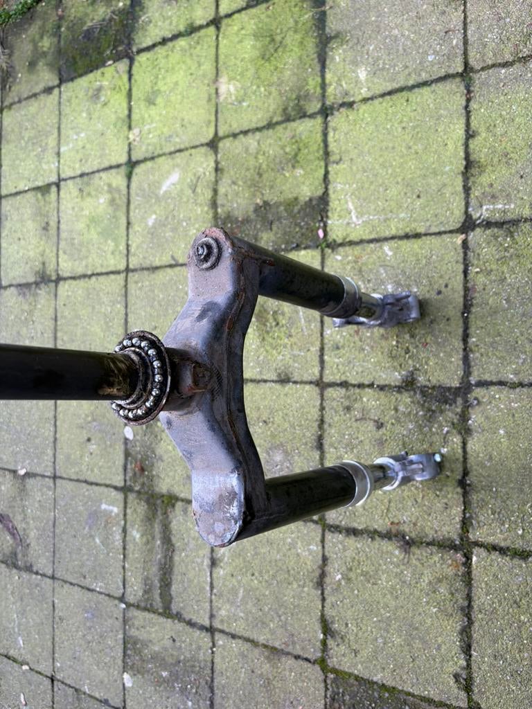 Piaggio skipper lx voorvork, Ophalen