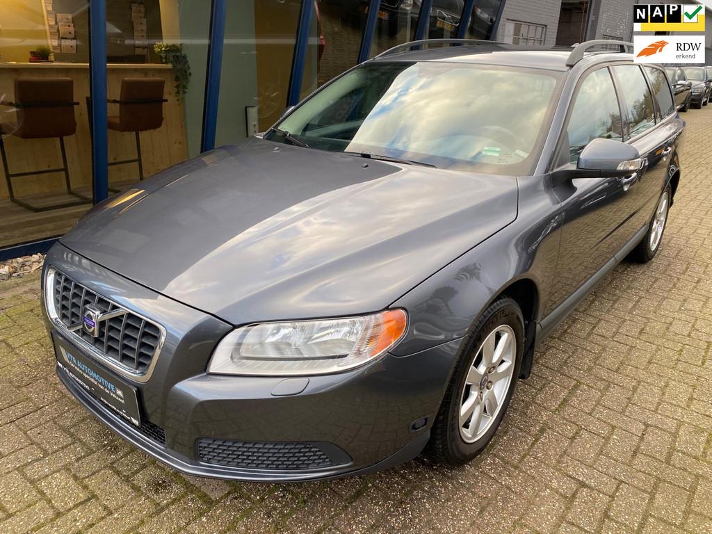 Volvo V70 2.5T Momentum Automaat H.LEER / XENON / TREKHAAK, Auto's, Volvo, Bedrijf, Te koop, V70, ABS, Airbags, Airconditioning