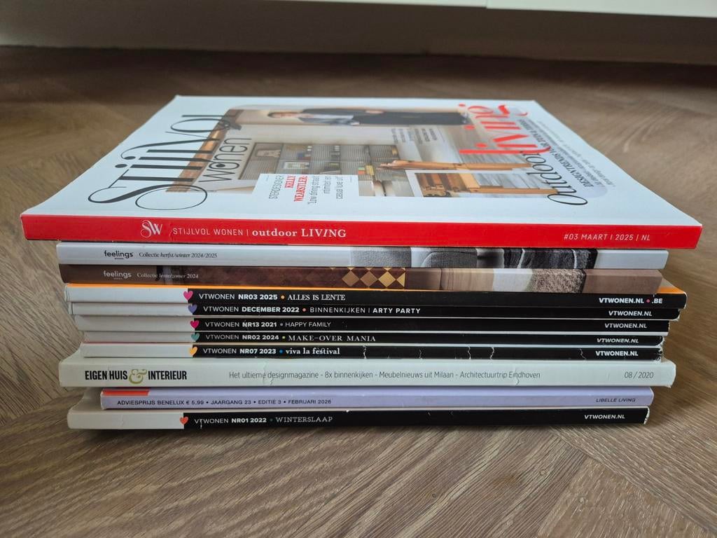 Stapel woontijdschriften o.a. VT wonen, Ophalen of Verzenden