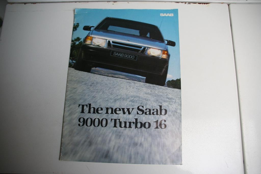 Folder Saab 9000 Turbo 16 + techn.spec. (1984) (41+42), Boeken, Ophalen of Verzenden, Nieuw, Overige merken