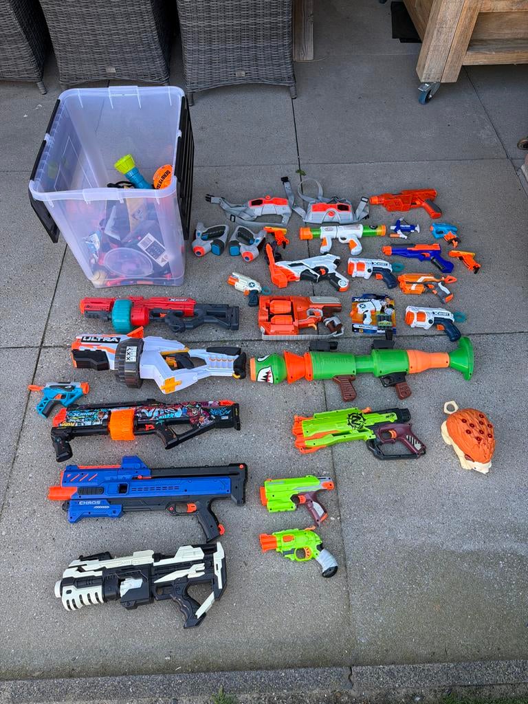 Grote Nerf Blaster Collectie met Accessoires en Munitie, Ophalen of Verzenden, Gebruikt