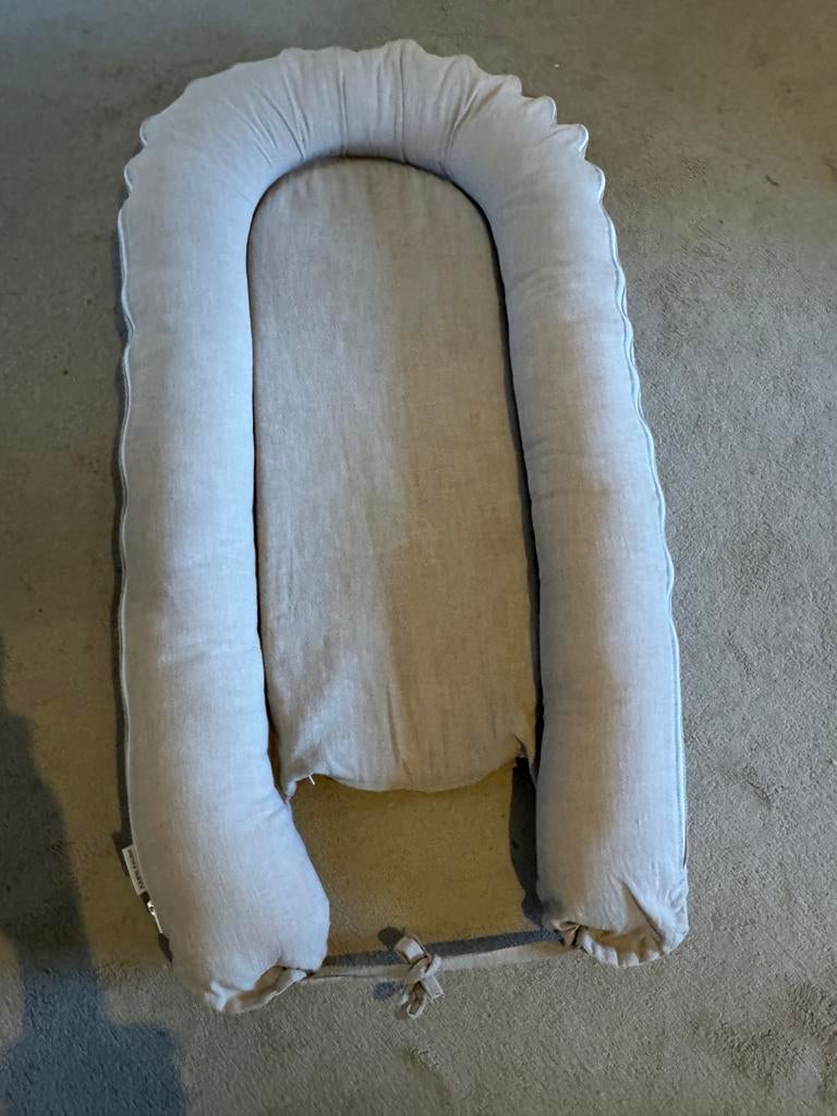 Bednestje Kleine Keutel / Yumi Baby beige linnen, Kinderen en Baby's, Ophalen of Verzenden, Zo goed als nieuw, 85 tot 100 cm, Overige typen